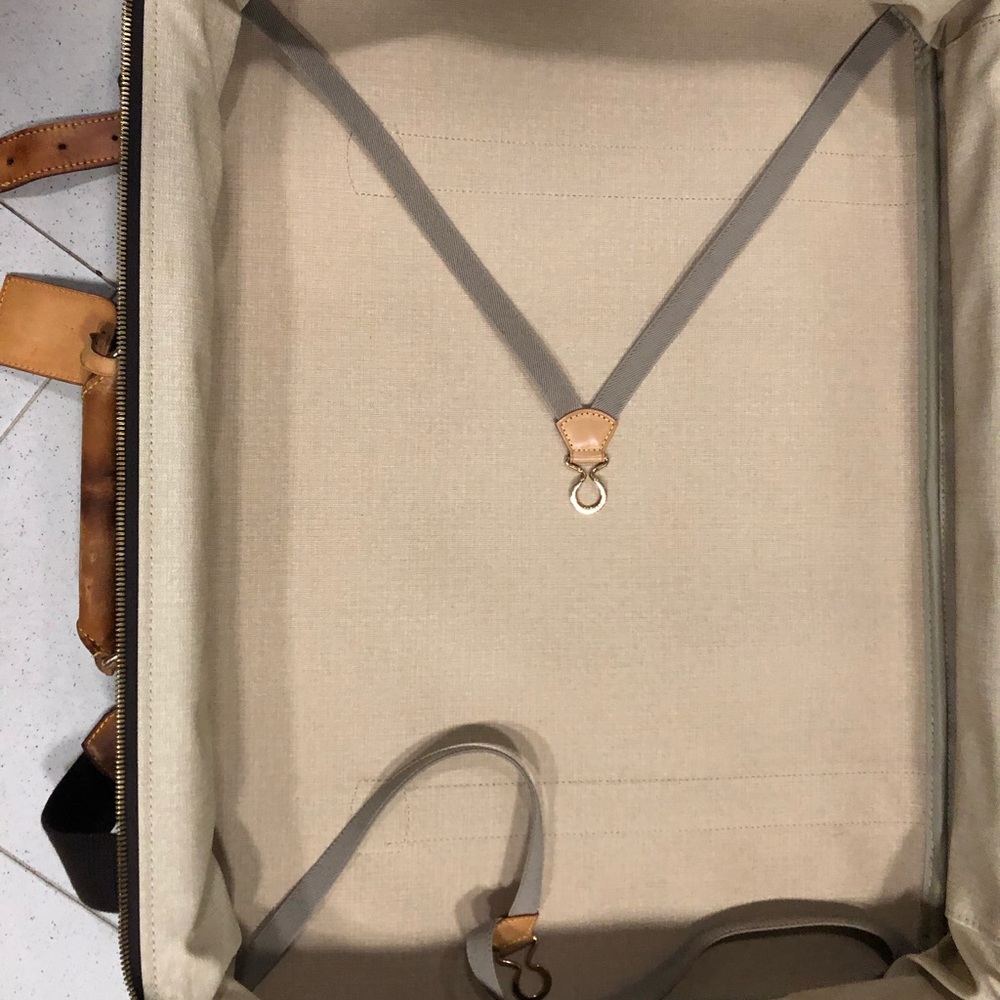 LV VINTAGE 💯 AUTHENTIC!! - Picture 2 of 8